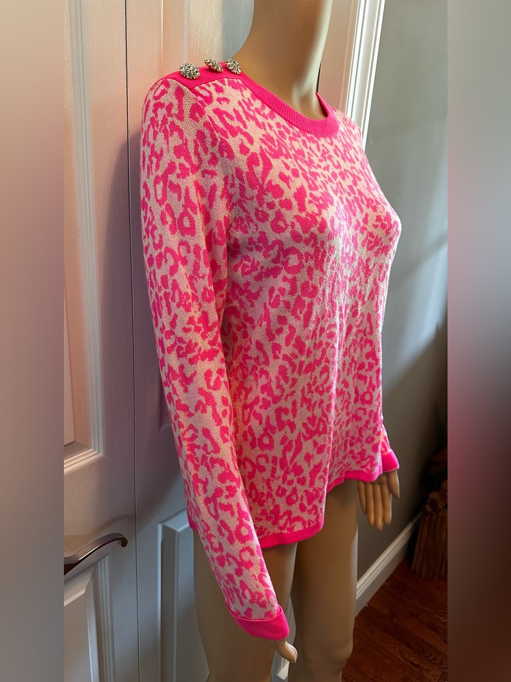 Lilly Pulitzer Hot Pink and Cream Leopard Print Crewneck Sweater - Picture 2 of 8